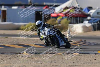 media/Dec-17-2023-CVMA (Sun) [[bf0c04832d]]/Race 2 Amateur Supersport Open/